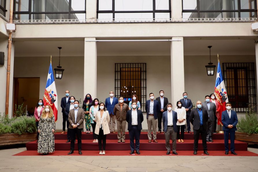 Delegada Paola Peña Marín participó de primera jornada con Delegados Presidenciales Regionales en La Moneda