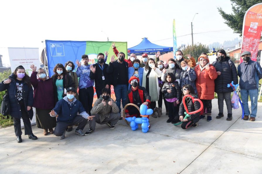 Autoridades y vecinos inauguraron plazas Pedro Montt y de la Cultura en Barrio Claro de Luna