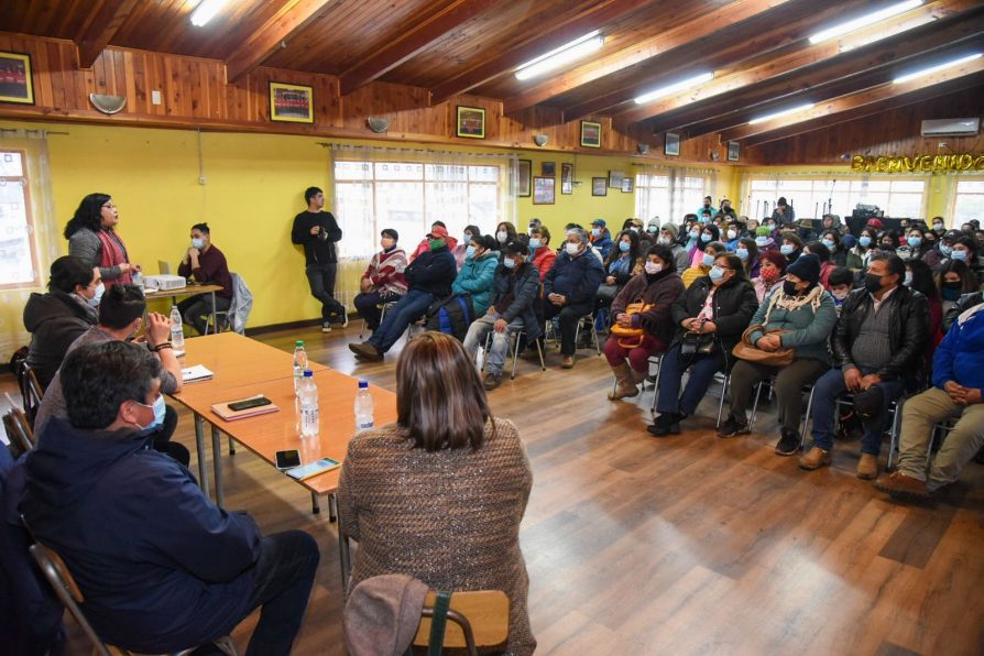 Acuerdan mesa de trabajo con vecinos del Comité de Vivienda “Sueño Vivo” de Río Bueno