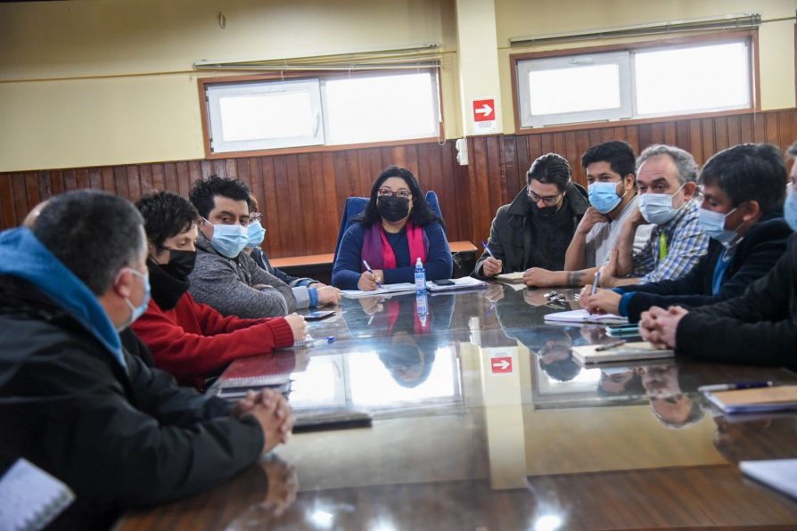 Autoridades dialogaron con vecinos para concordar proyectos de conectividad y cuidado de los humedales