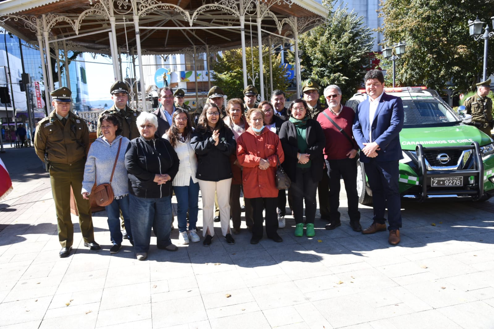 <strong>Delegada Presidencial lidera entrega de vehículo policial en Valdivia como parte del programa Somos Barrio</strong>