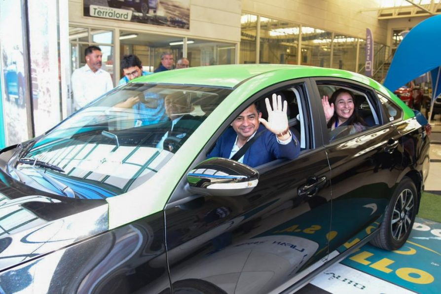 Exitoso Test Drive en Valdivia: Ministerio de Energía presenta nuevo modelo de vehículo eléctrico