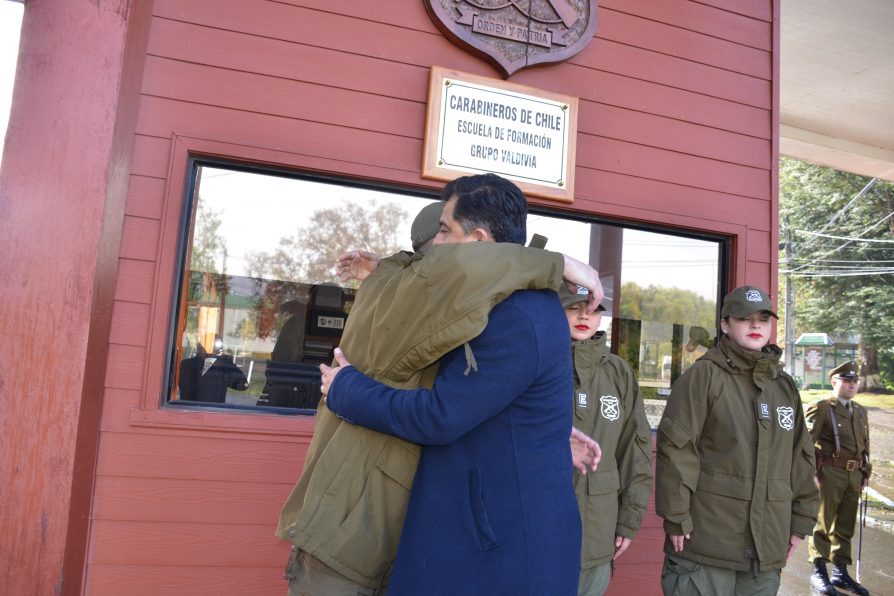 Delegado Presidencial Regional entregó condolencias a Carabineros tras atentado donde murieron tres carabineros en la Región del Bio Bio