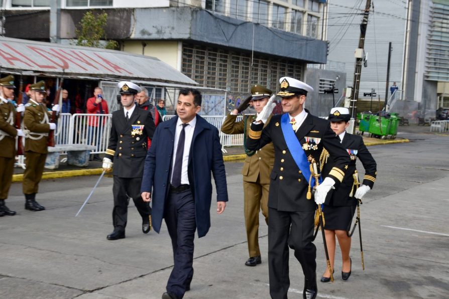 Autoridades anuncian mesa de trabajo para el uso y resguardo del río Valdivia en el marco de la conmemoración de las Glorias Navales