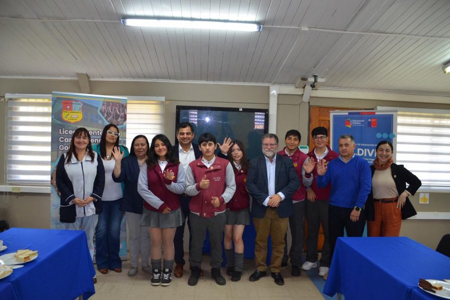 Estudiantes de Lanco realizarán pasantía en Brasil