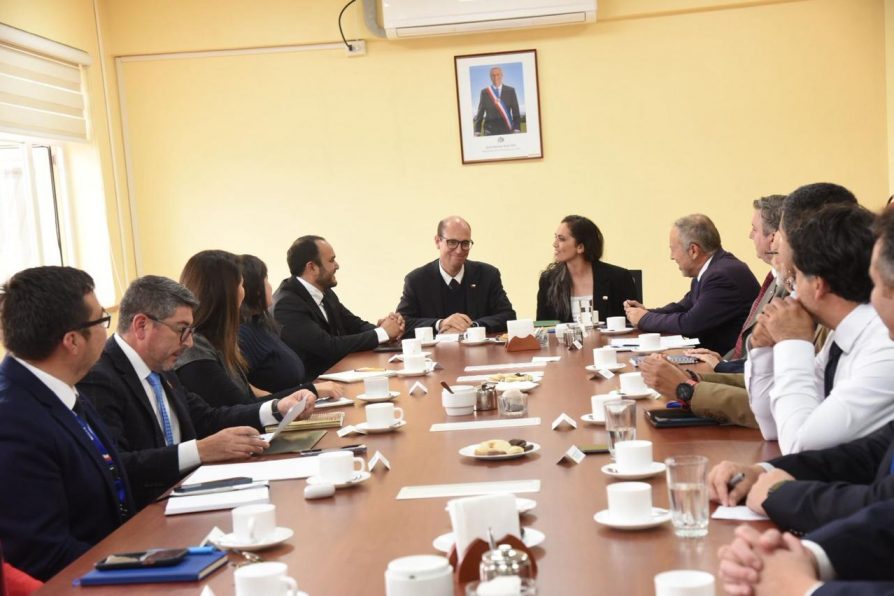 Gabinete Regional en Los Ríos aborda proyecto de Ley de Reconstrucción Nacional y define despliegue territorial